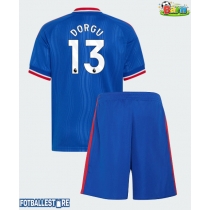 Manchester United Patrick Dorgu #13 Bortedraktsett Barn 2026-27 Kortermet (+ Korte bukser)